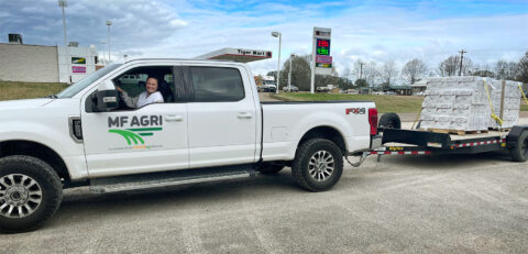 MF Agri Truck and Delivery